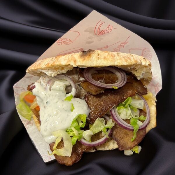  Döner Kebab ( Pitas maize )