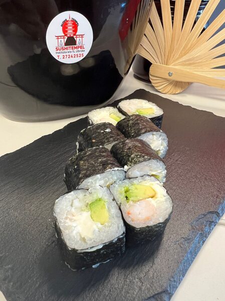 10. Avokado Ebi Cheese Maki