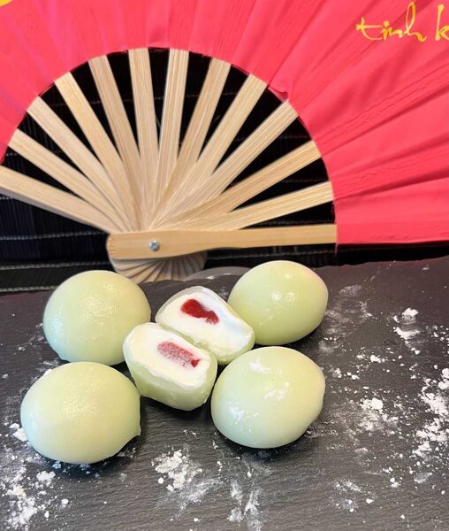 SALDĒJUMS MOCHI + šokolādes mērce